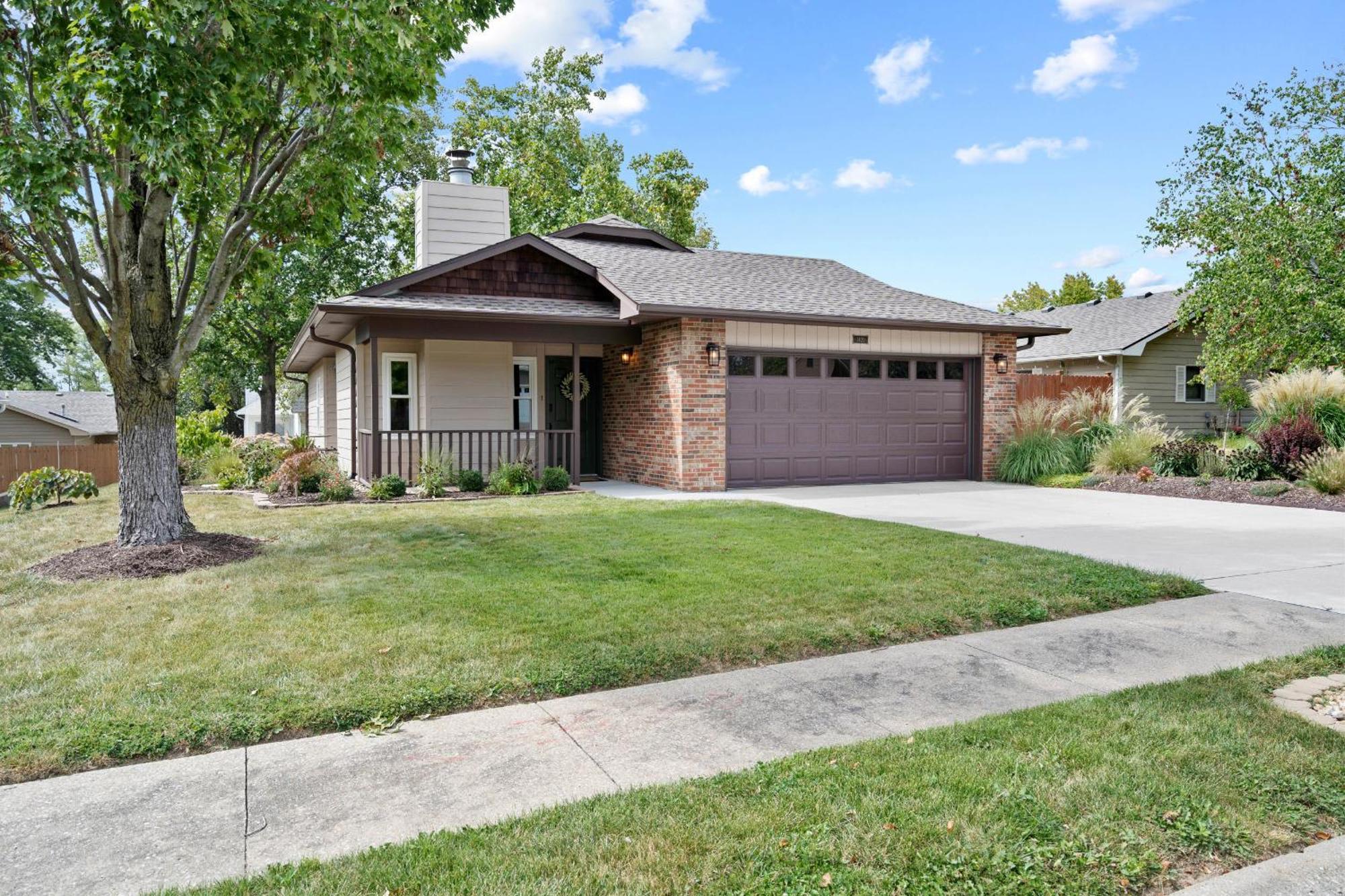 1 5 Miles To Mizzou ~ Spacious & Updated Home~ Columbia Exterior photo
